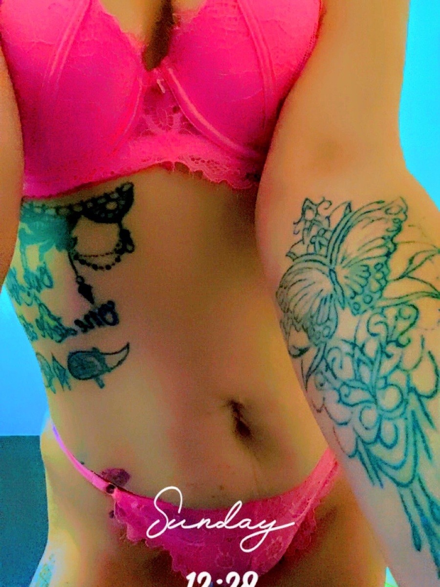 Aussie Babe Amber Jade