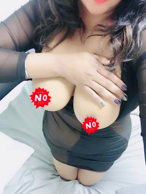 “Desi Indian Goddess Sonali