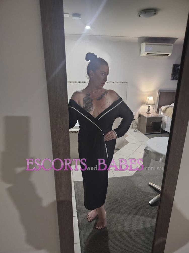 Aussie Miss Vivienne