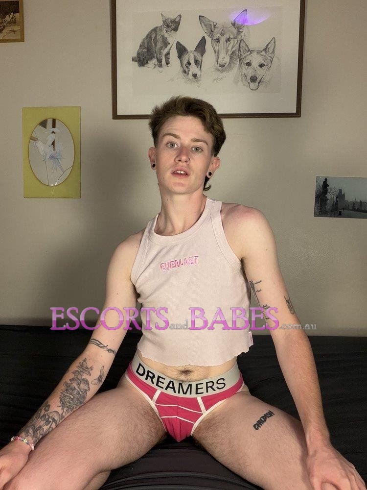 Pussy Boy Oliver FtM