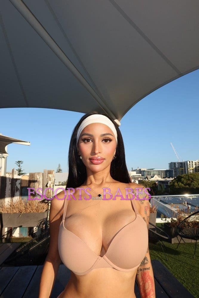 Classy Slutty Safara