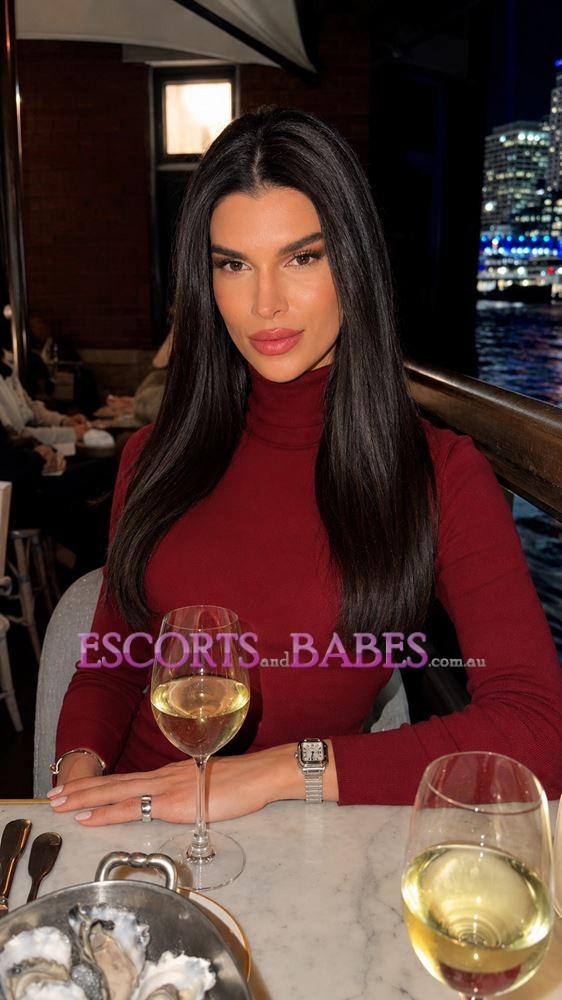 Khloe TS