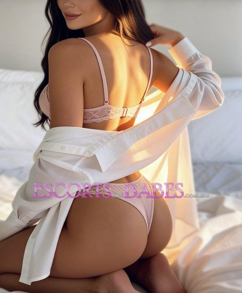 Holly Fox Canberra