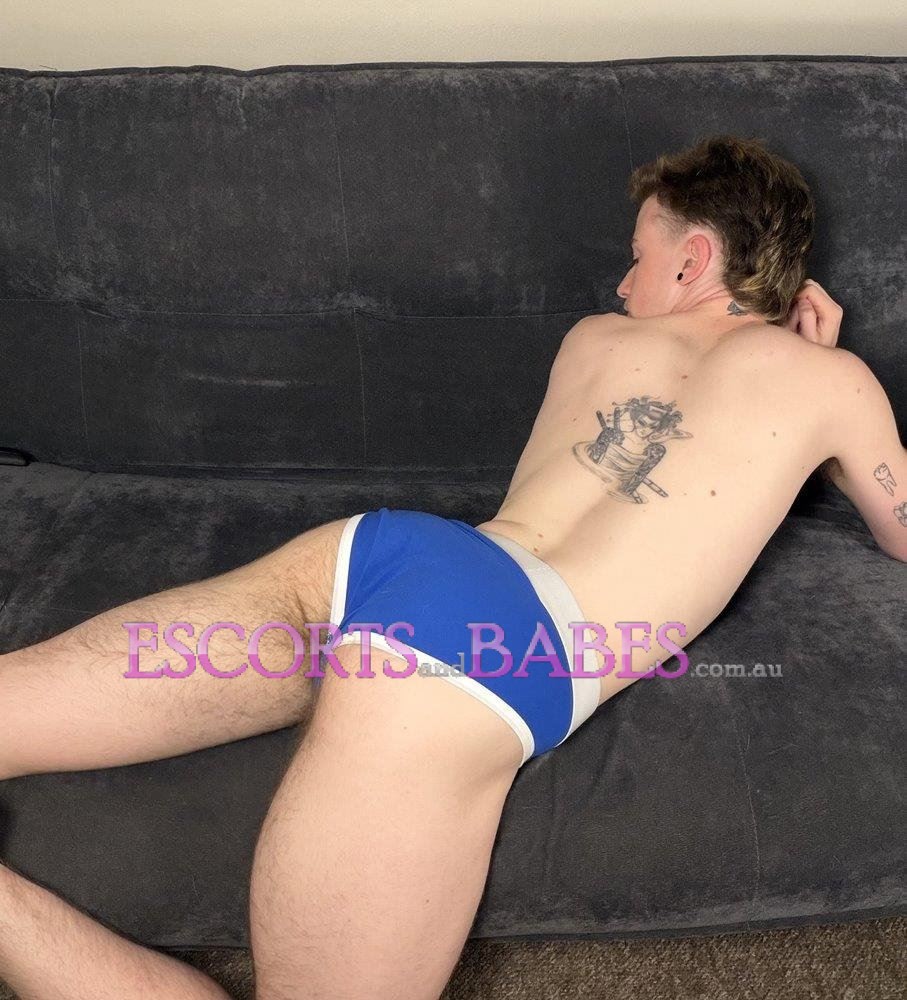 Pussy Boy Oliver FtM