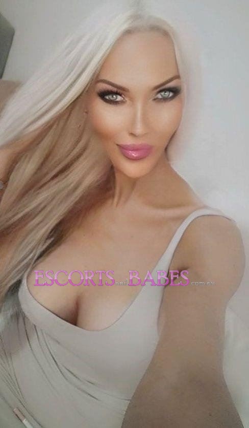 SUPER BUSTY KRISTY