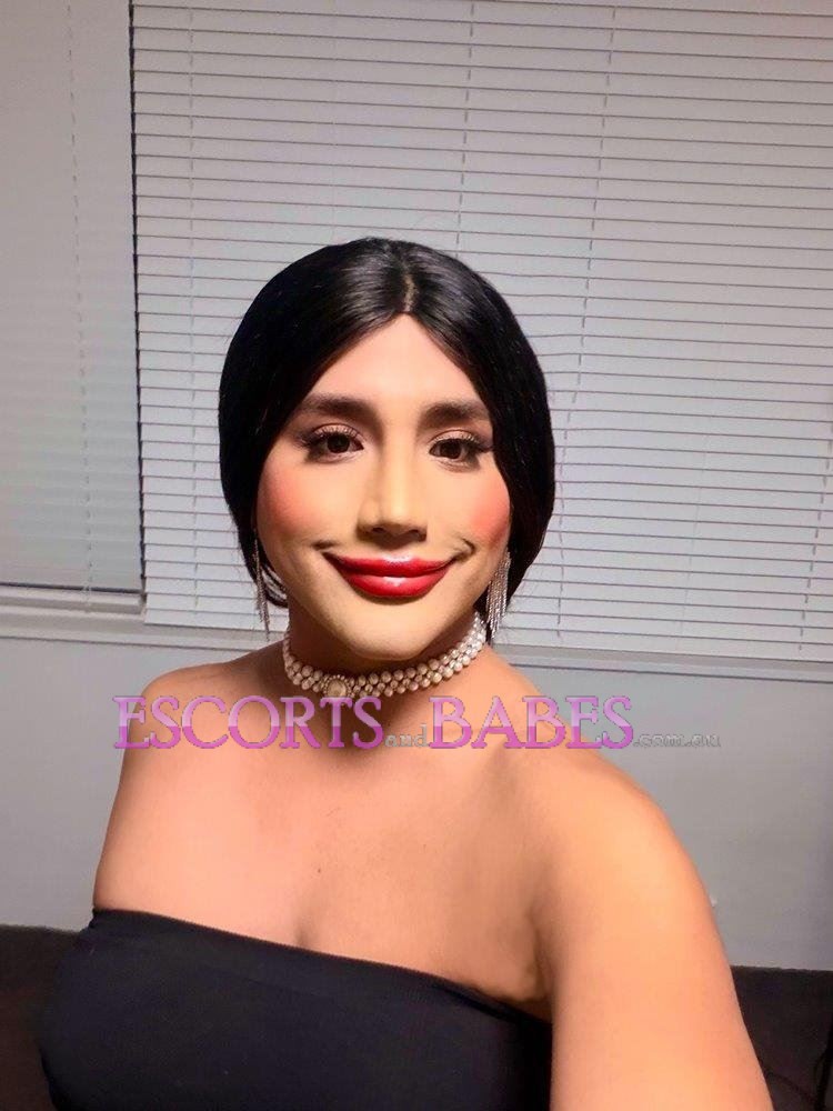 TS BRUNETTE LOLA