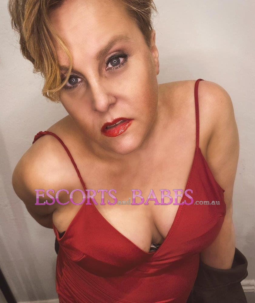 Miss lvp heaven the dutch milf moorish