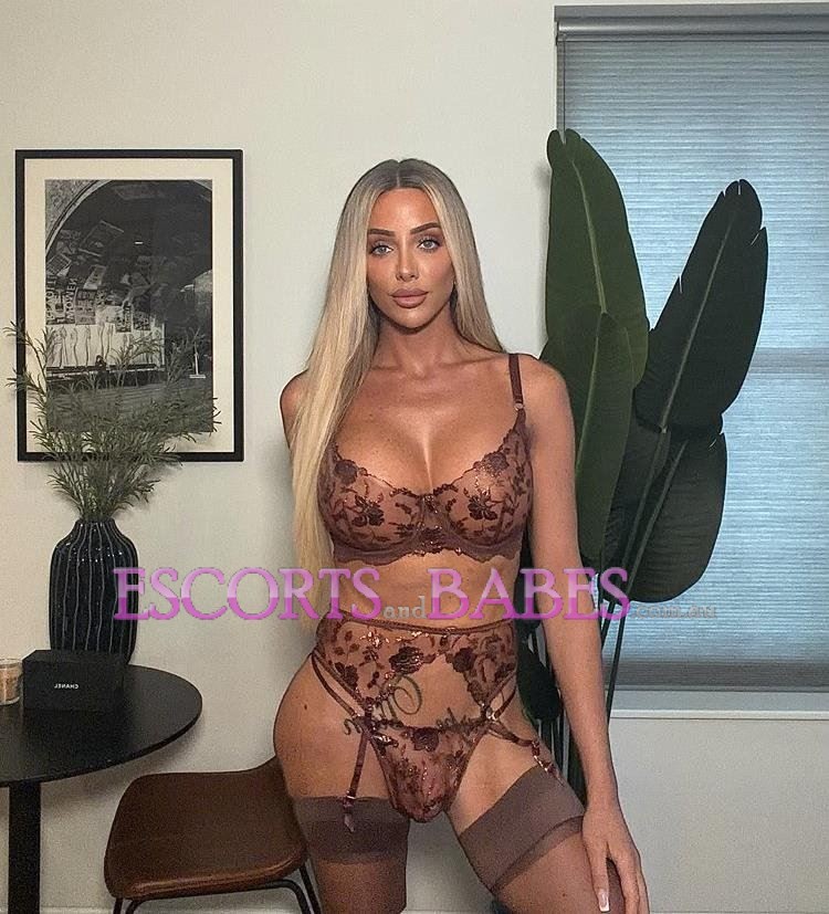TS SophieLuxe