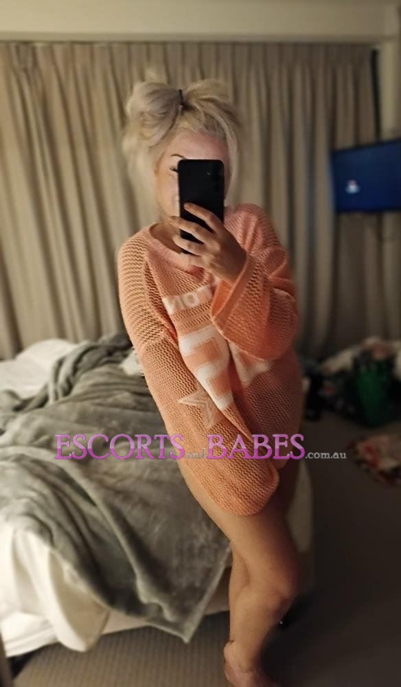 Katie La Belle