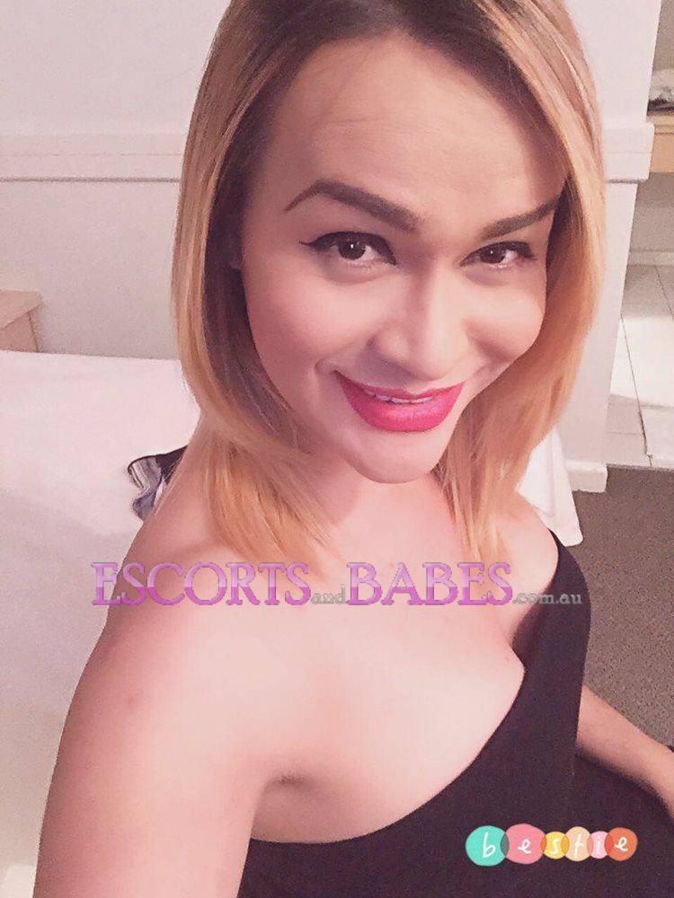 TS SEXY NATALIA