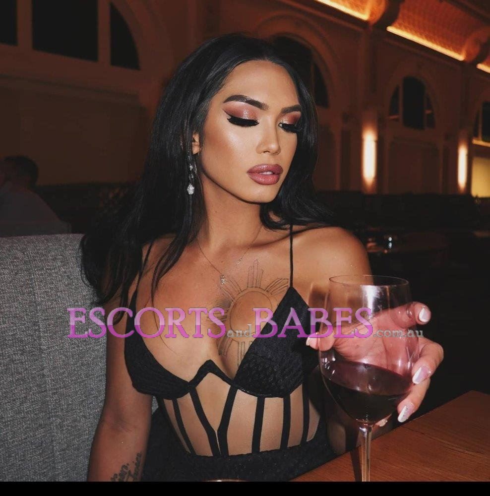 Ts Adriana New in Town Your wild Ts experience
