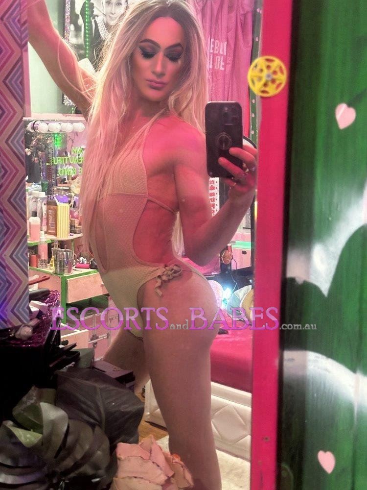 TS Tarleena Mariaz