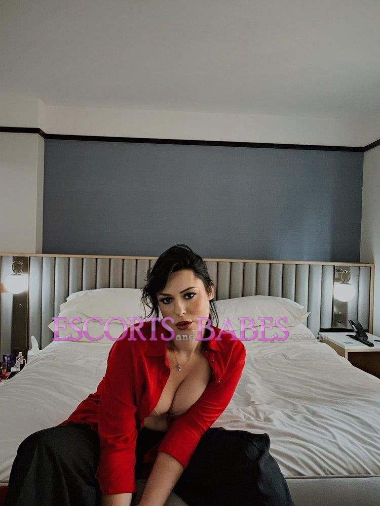 Milena London TS