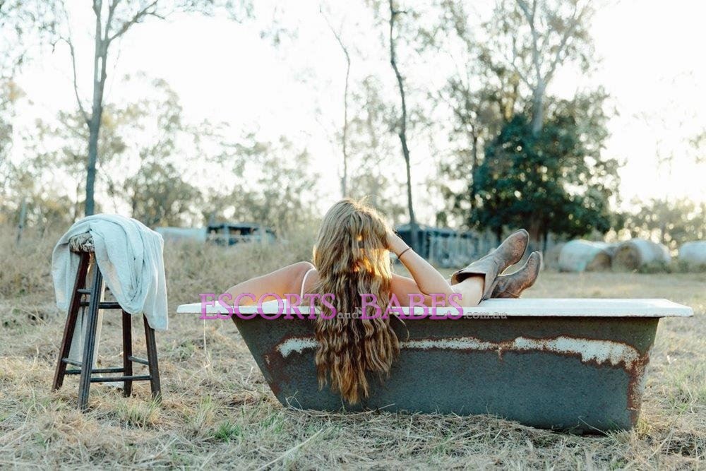 Becky Aussie Country Lass
