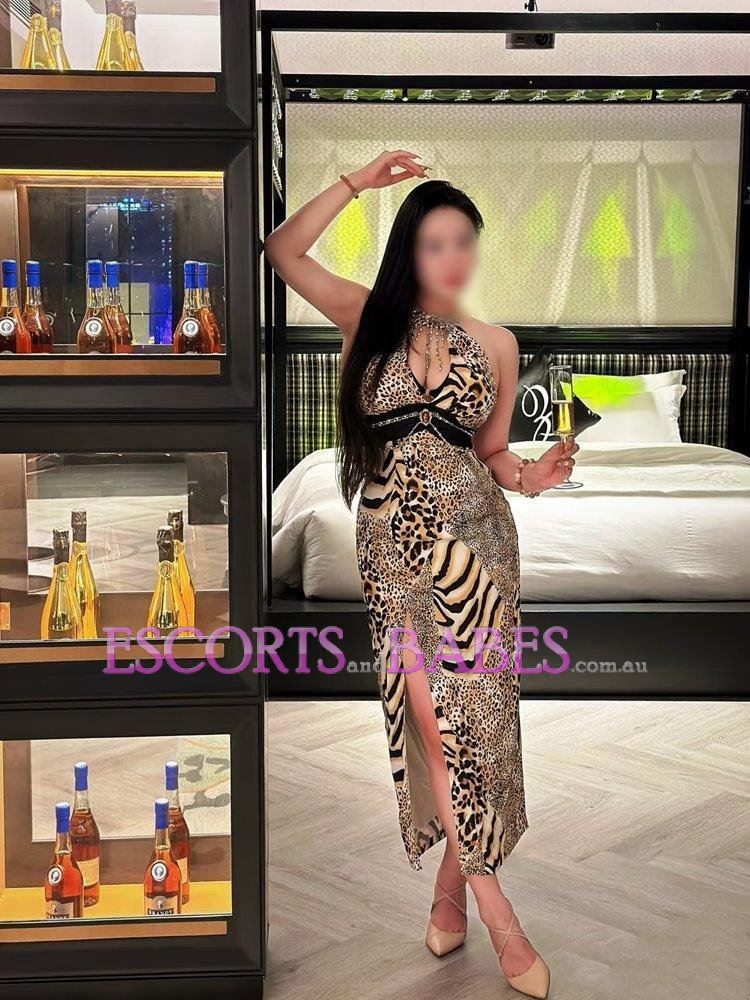 Best Wet Nuru Massuer