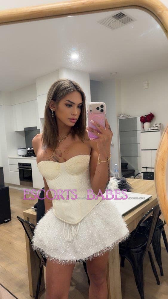 Ts Adriana New in Town Your wild Ts experience