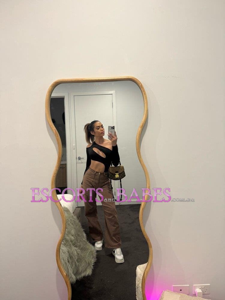 Ts Adriana New in Town Your wild Ts experience