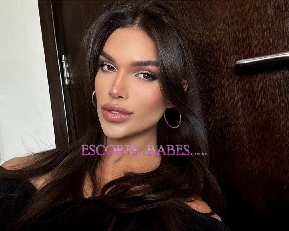 Khloe TS