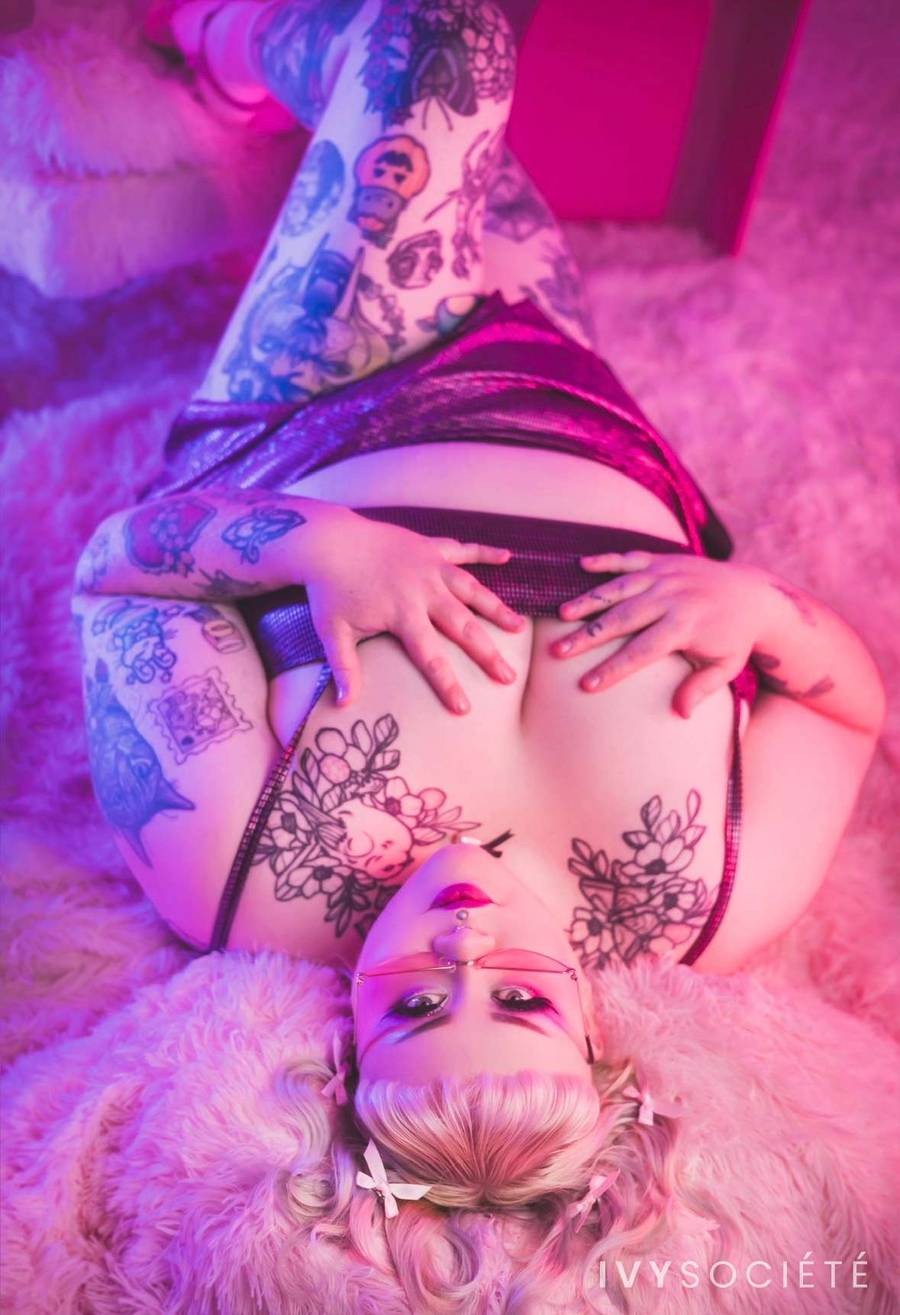 Peach Witch