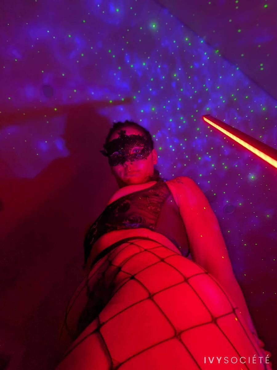 Mistress Diziva