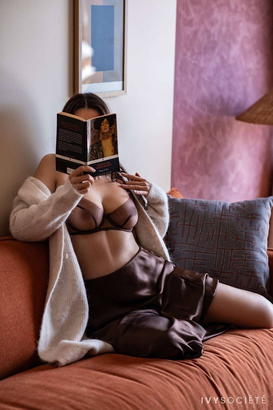 Viola Velle