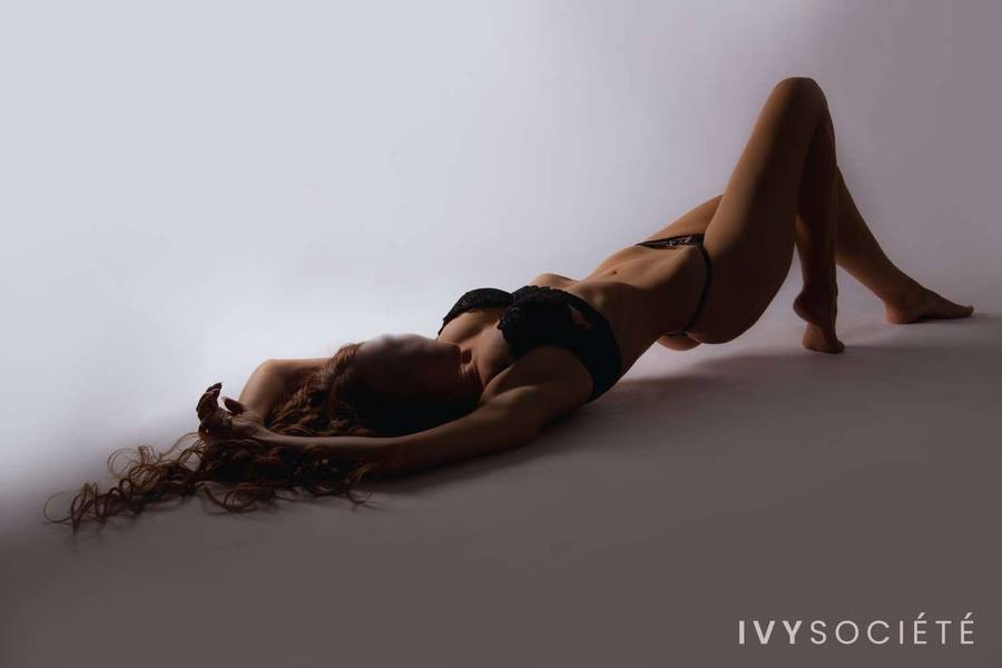 Satine Red