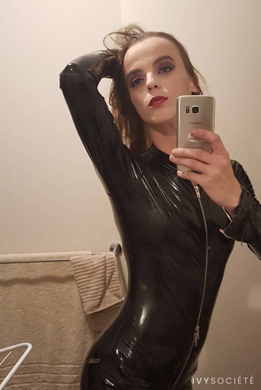 Indi Rose