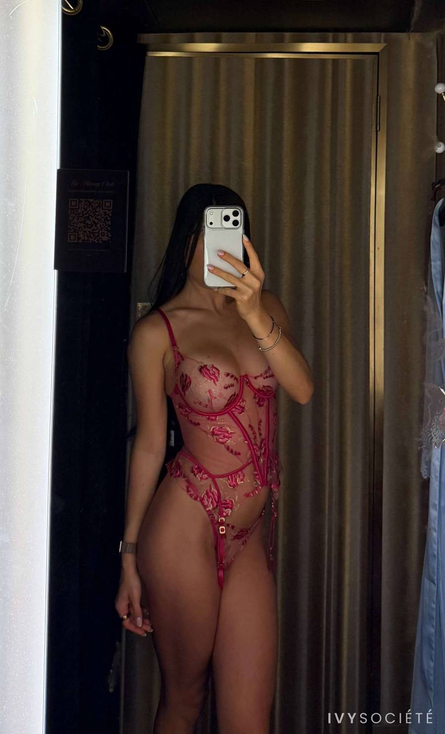 Jazmine Moore