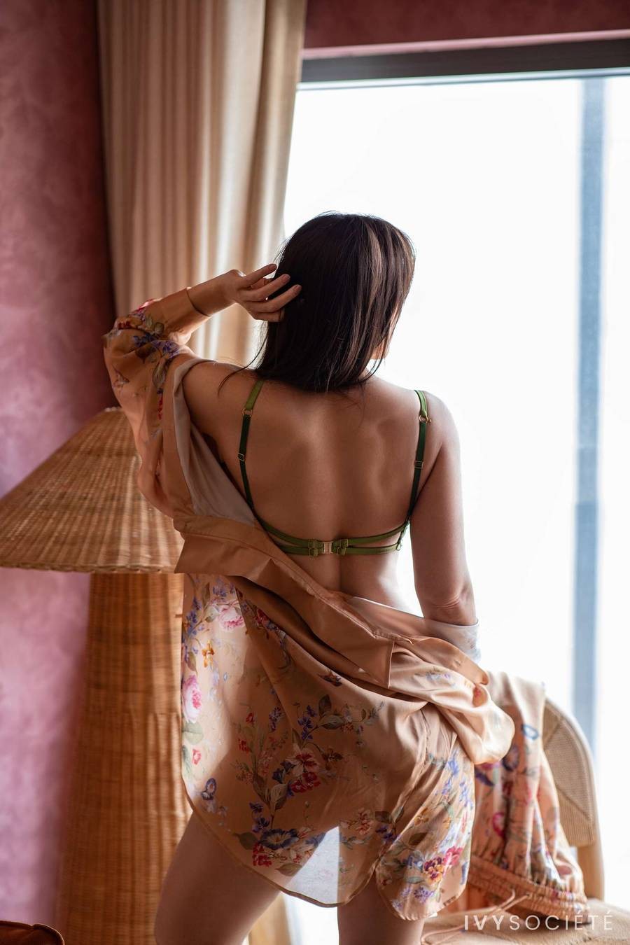 Viola Velle