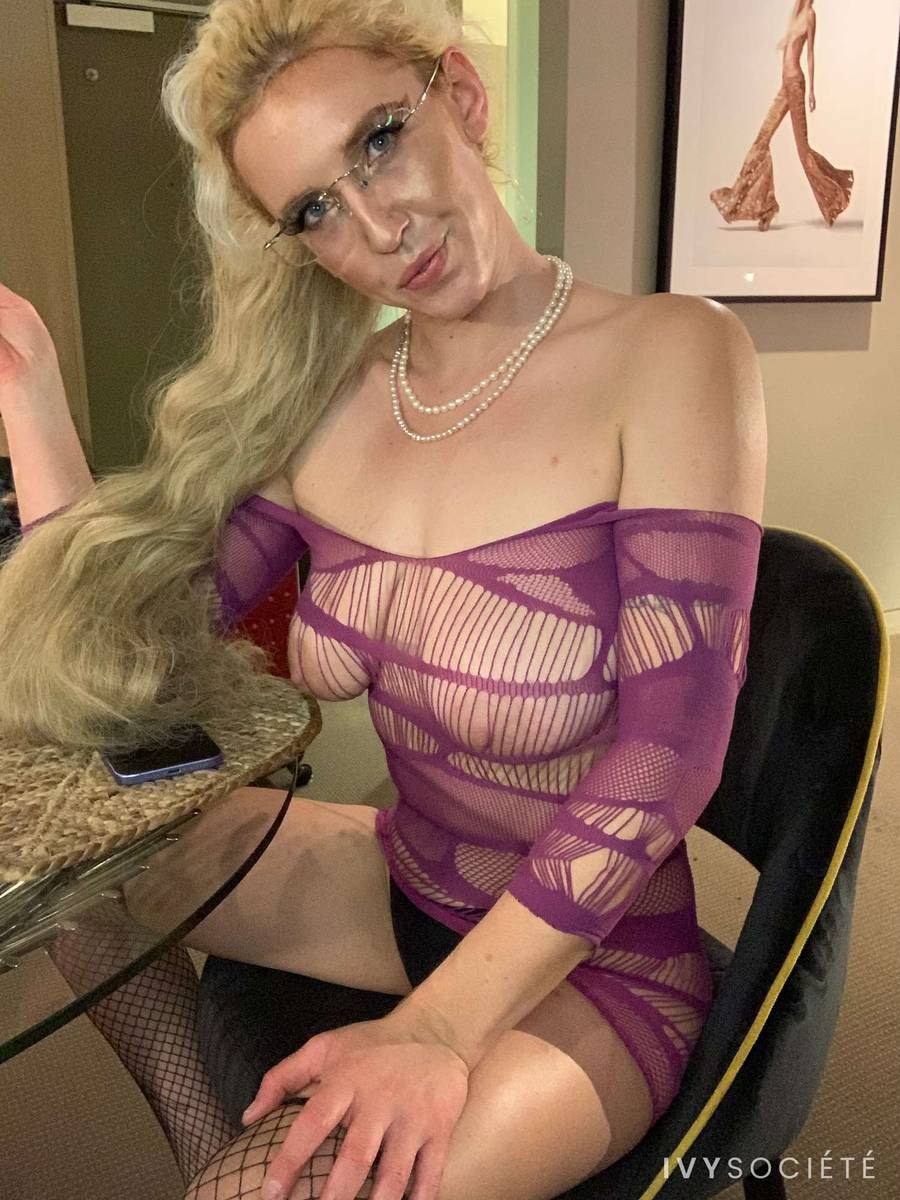 Breeana Beautiful 😈 Horny Blonde Pornstar 😈
