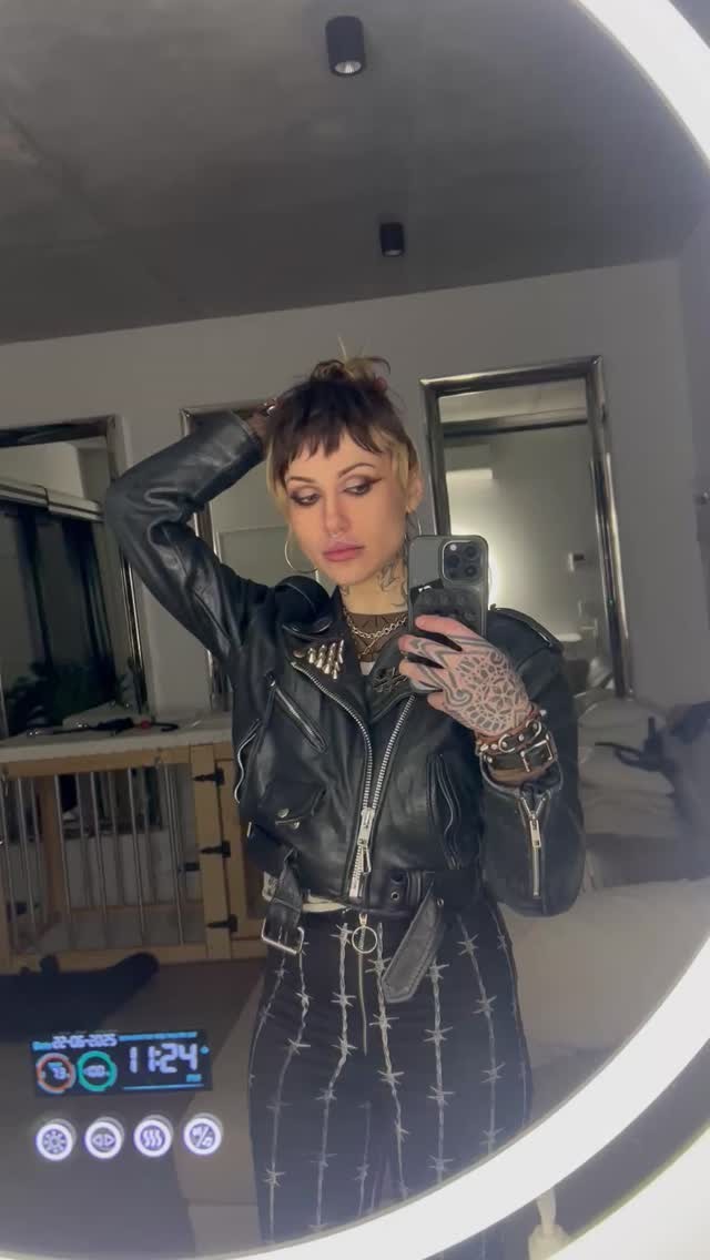 Mistress Hera