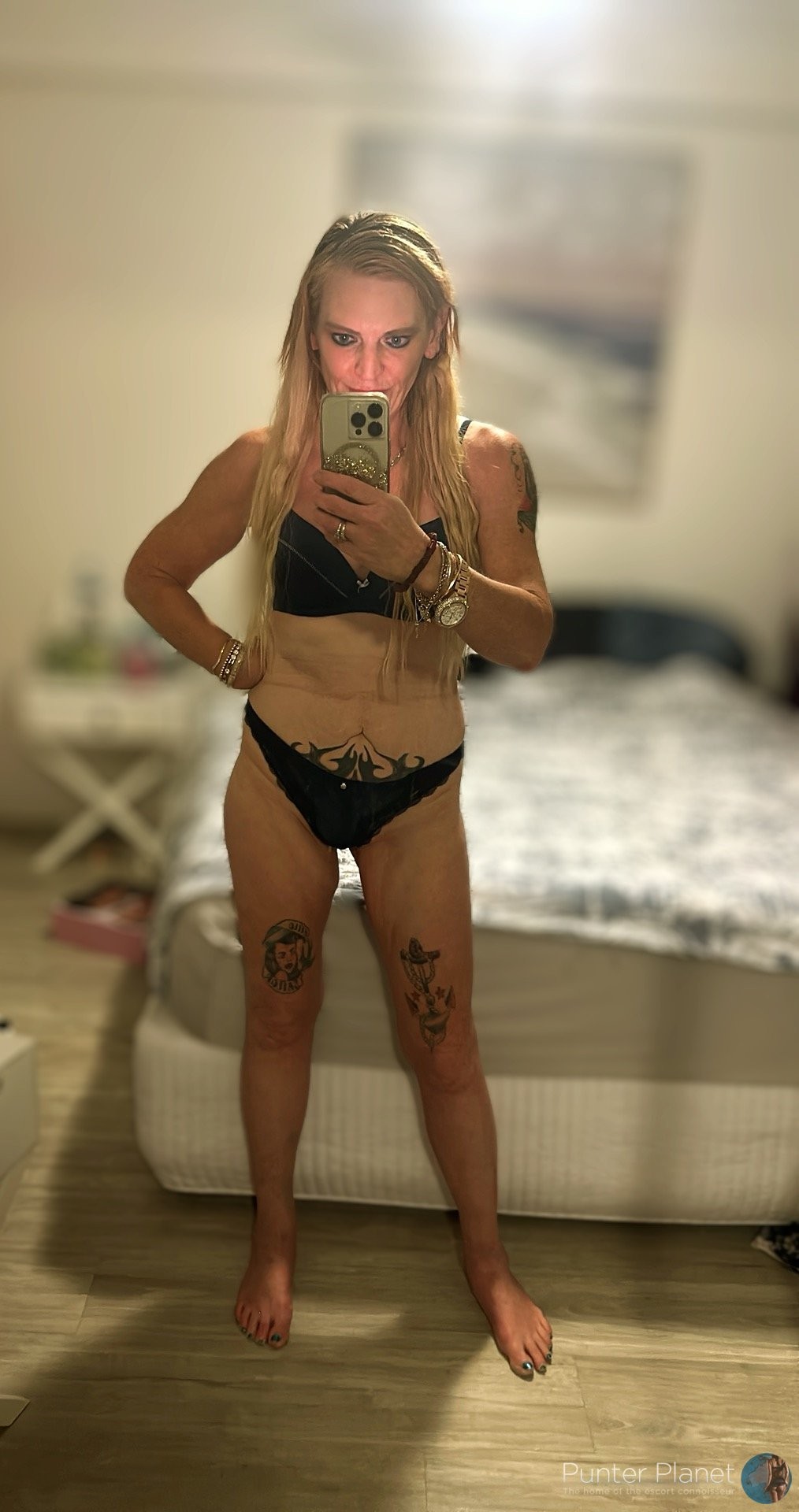 Ms Gabrielle