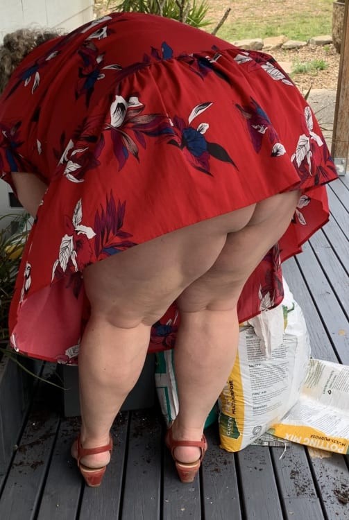BBW Hotwife Leah