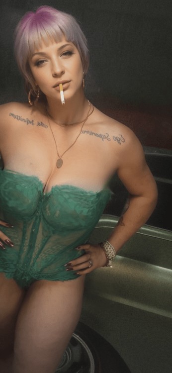 Ms Lexi Lovelace