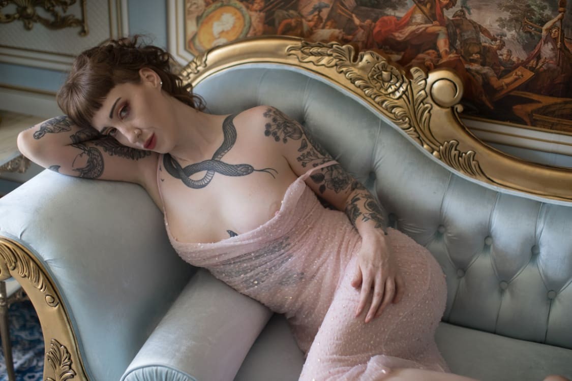 Elle Degenerate