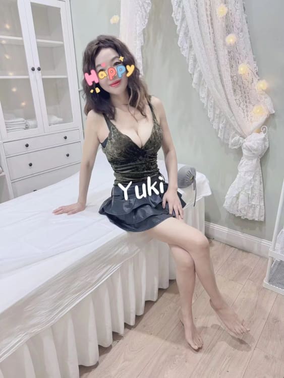 Lily and Yuki