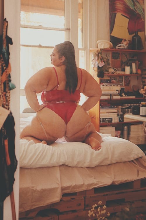 Peaches Christou BBW