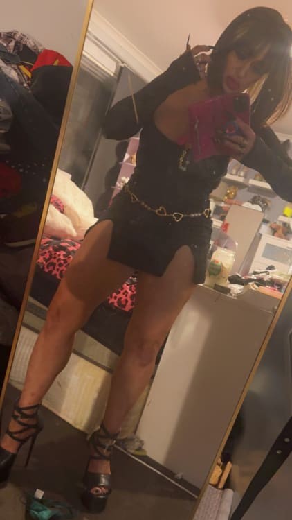 MissArmaniDivine