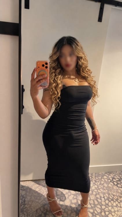 TRANSGIRL MIA LUXXE