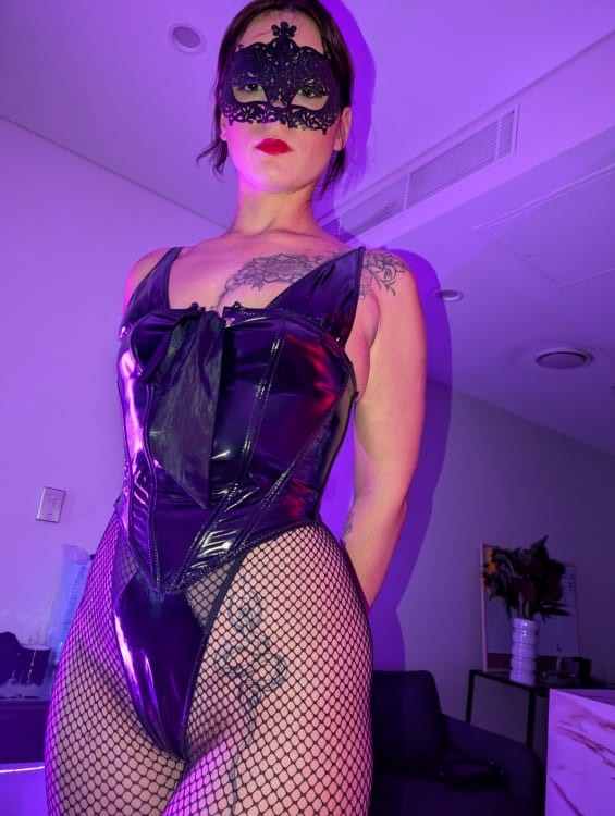 Mistress Diziva