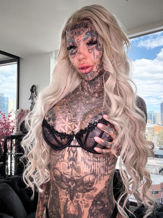 Amber Luke