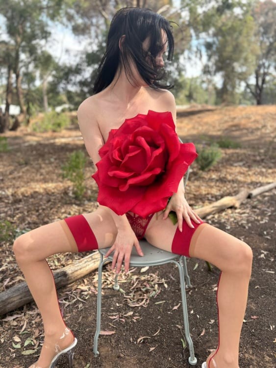 Jade Tease