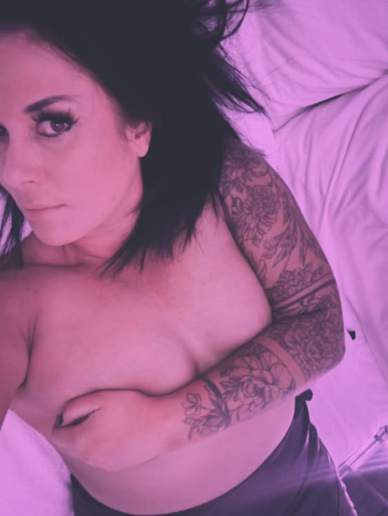 ✖ kalli ✖ filthy dirty curvy milf