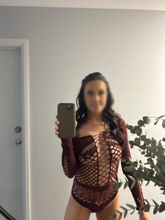 Selina Fox
