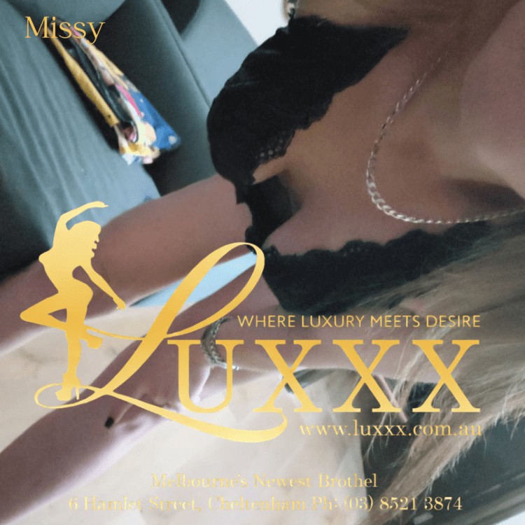 LUXXX