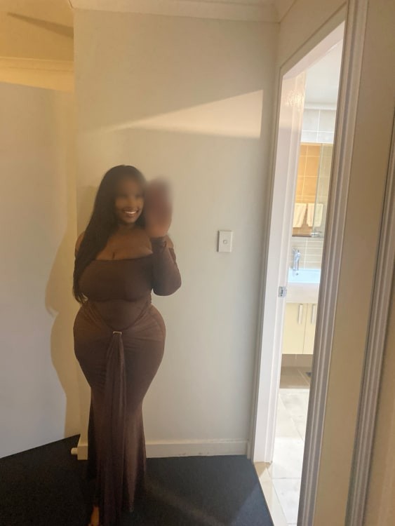 Monique Amira De Lèon