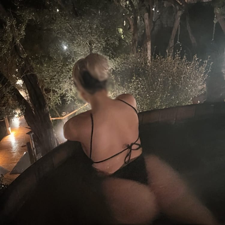 Ellie