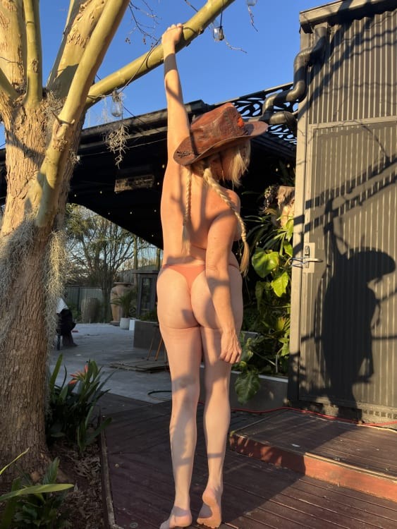 Lani Banani