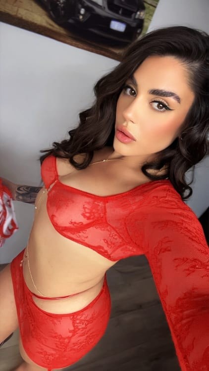 Lani LopezPortuguese Italian babeOutcalls Only