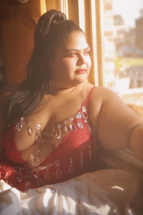 Peaches Christou BBW
